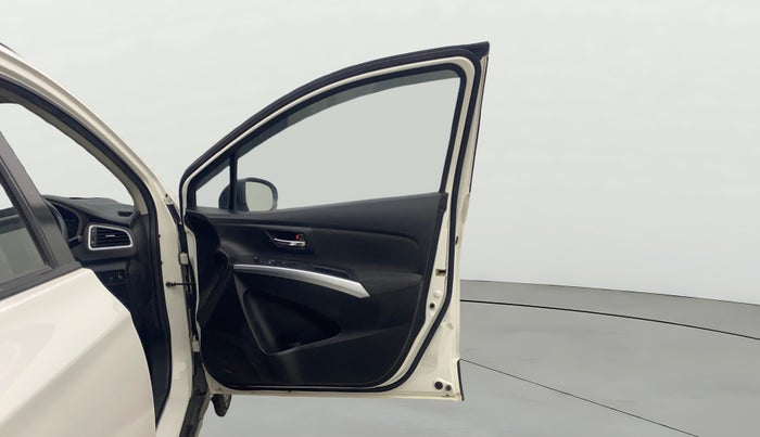 2022 Maruti S Cross ZETA 1.5, Petrol, Manual, 89,654 km, RHS Front Door