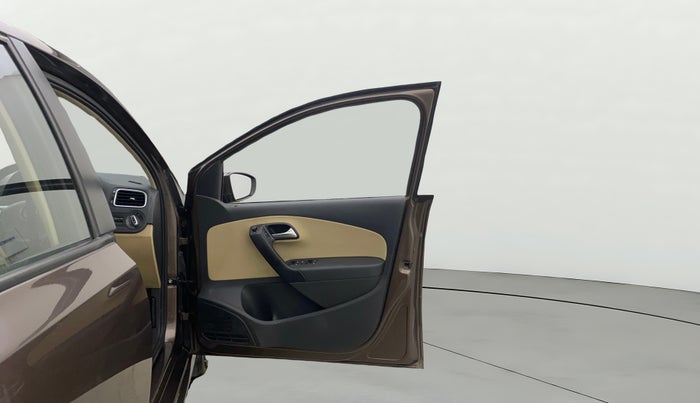 2016 Volkswagen Ameo HIGHLINE DSG 1.5 DIESEL , Diesel, Automatic, 64,960 km, RHS Front Door