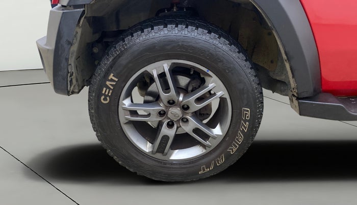 2022 Mahindra Thar LX  P 4WD AT CONVERTIBLE, Petrol, Automatic, 13,322 km, Left Front Wheel