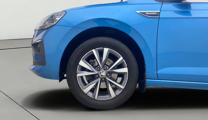 2022 Skoda SLAVIA STYLE 1.0L TSI AT, Petrol, Automatic, 17,567 km, Left Front Wheel