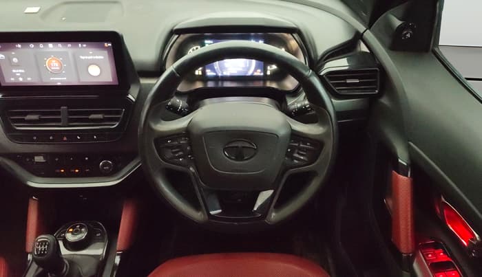 2023 Tata Safari XZ PLUS 2.0L RED DARK EDITION 7 STR MT, Diesel, Manual, 38,406 km, Steering Wheel Close Up