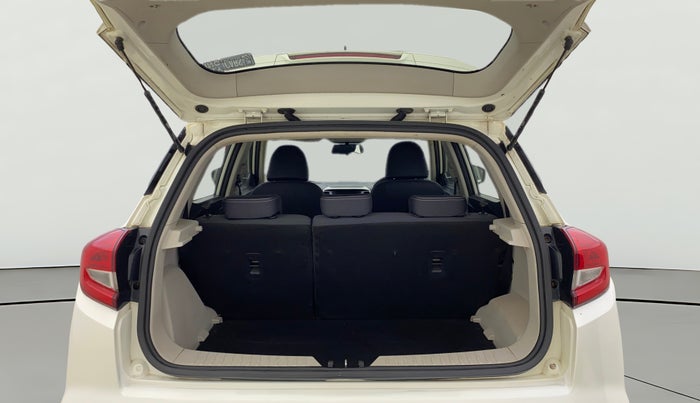 2019 Mahindra XUV300 W8 1.2 PETROL, Petrol, Manual, 82,081 km, Boot Open Zoomed View