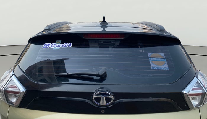 2022 Tata NEXON XZ PLUS (PREMIUM) KAZIRANGA PETROL, CNG, Manual, 97,980 km, Rear Windshield