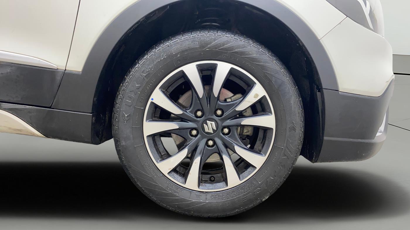 2020 Maruti S Cross ALPHA AT1.5, Petrol, Automatic, 47,321 km, Right Front Wheel