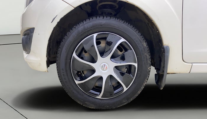 2013 Ford Figo ZXI 1.4 DIESEL, Diesel, Manual, 1,35,833 km, Left Front Wheel