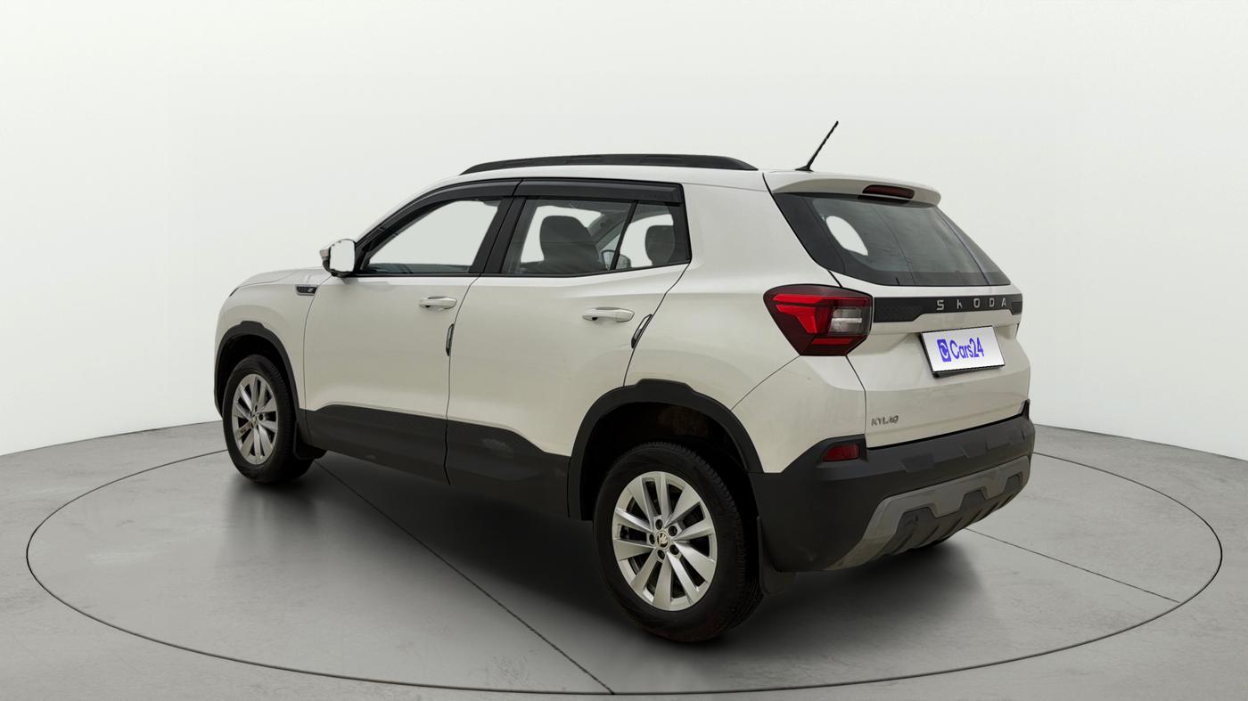 2025 Skoda Kylaq Signature, Petrol, Manual, 19,275 km, Left Back Diagonal