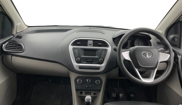 2017 Tata Tiago XT PETROL, Petrol, Manual, 69,285 km, Dashboard
