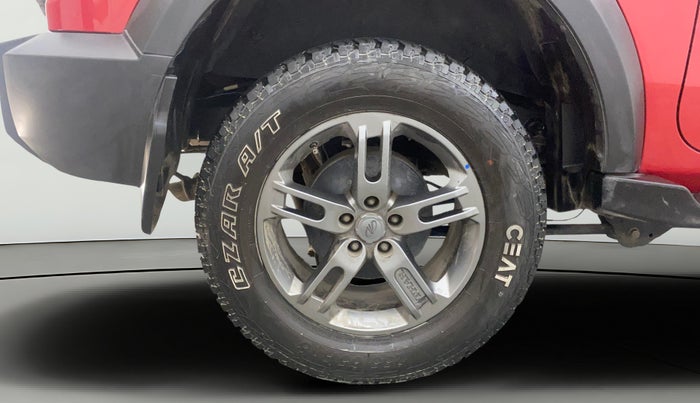 2021 Mahindra Thar LX HARD TOP 4WD MT, Diesel, Manual, 24,590 km, Right Rear Wheel