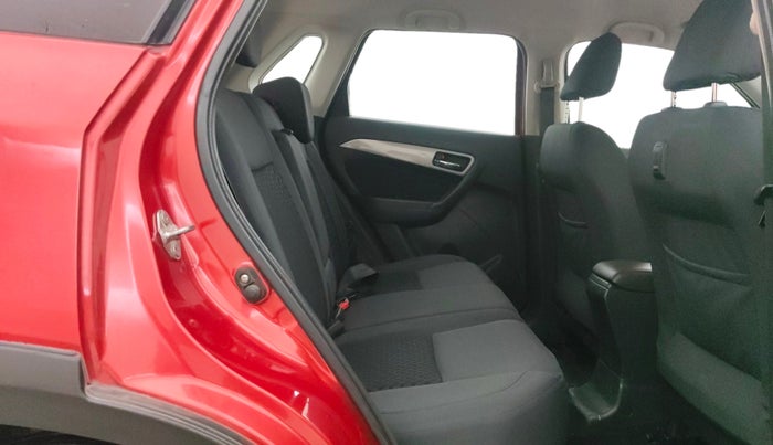 2016 Maruti Vitara Brezza ZDI PLUS, Diesel, Manual, 1,09,176 km, Right Side Rear Door Cabin