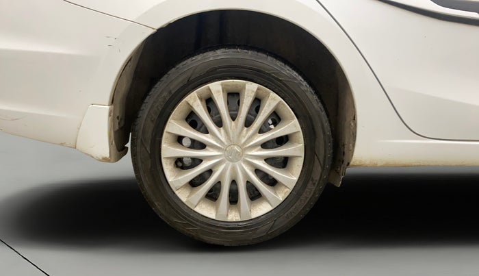 2017 Maruti Ciaz DELTA 1.4 MT PETROL, Petrol, Manual, 40,362 km, Right Rear Wheel