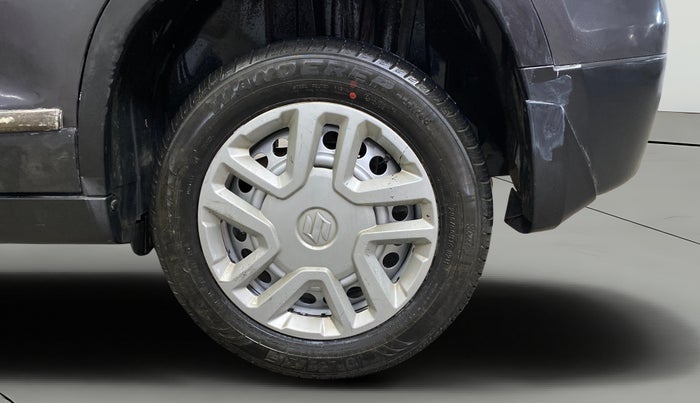 2020 Maruti Vitara Brezza LXI, Petrol, Manual, 69,679 km, Left Rear Wheel