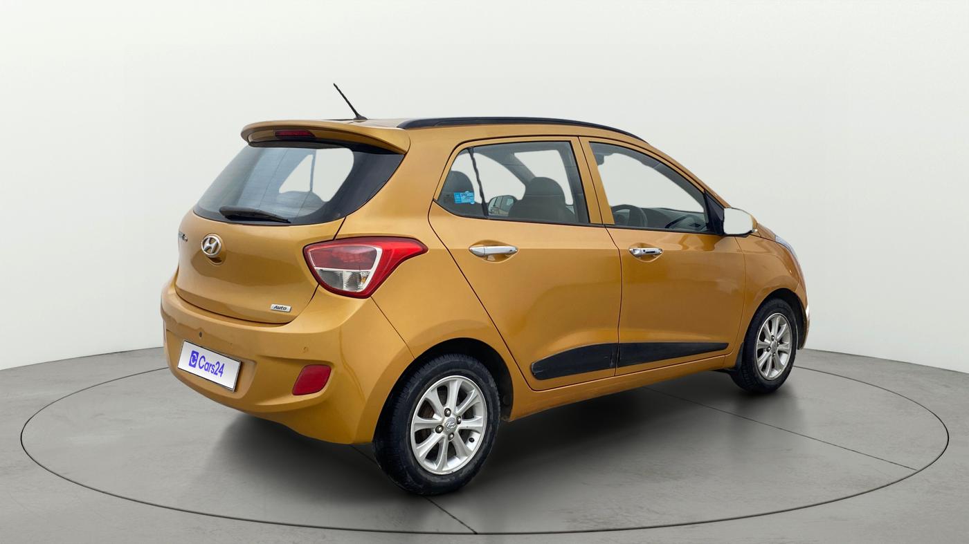 2016 Hyundai Grand i10 ASTA AT 1.2 KAPPA VTVT, Petrol, Automatic, 1,00,343 km, Right Back Diagonal
