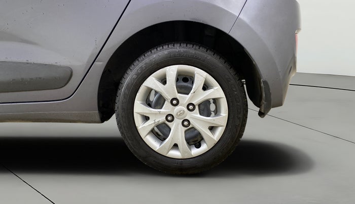 2016 Hyundai Grand i10 SPORTZ 1.2 KAPPA VTVT, Petrol, Manual, 68,800 km, Left Rear Wheel