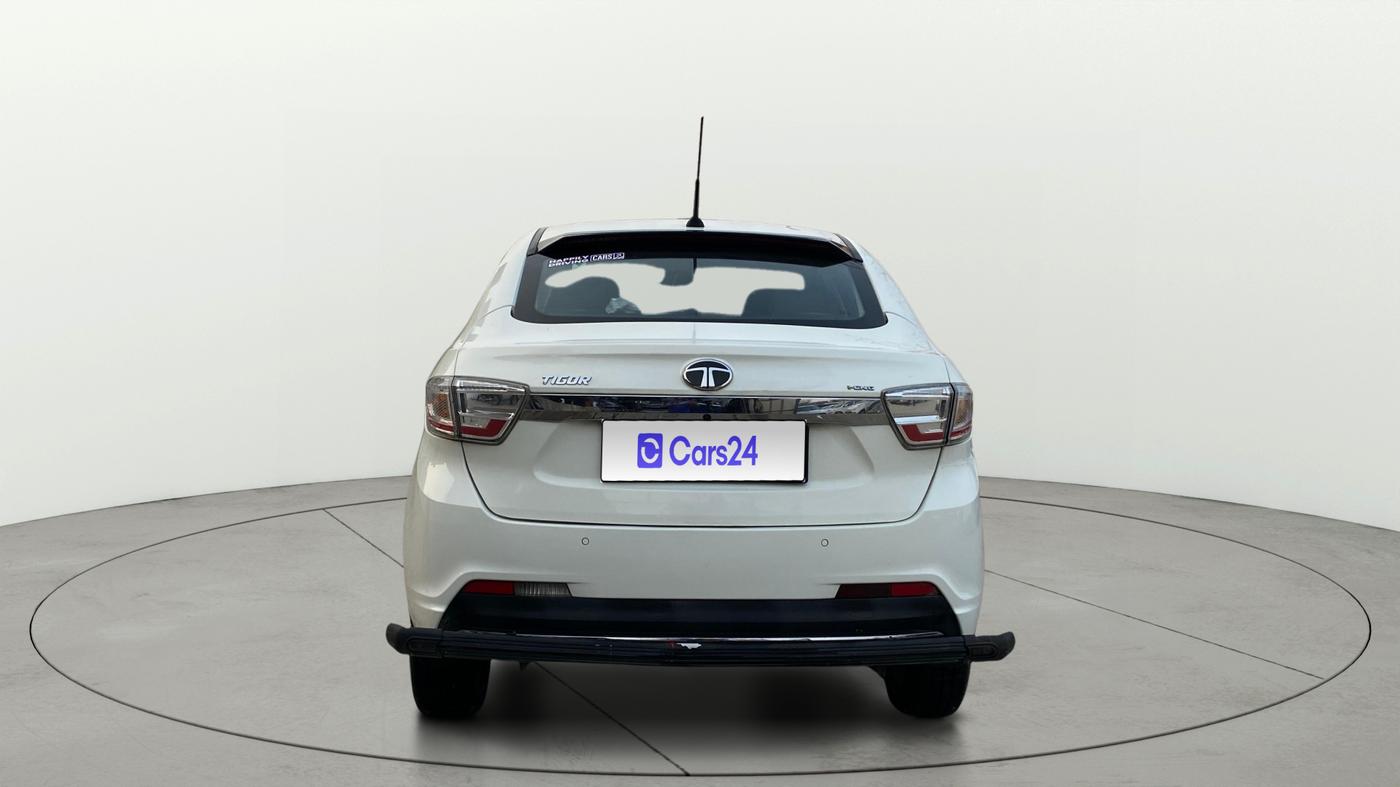 2024 Tata TIGOR XZ CNG, CNG, Manual, 17,640 km, Back/Rear