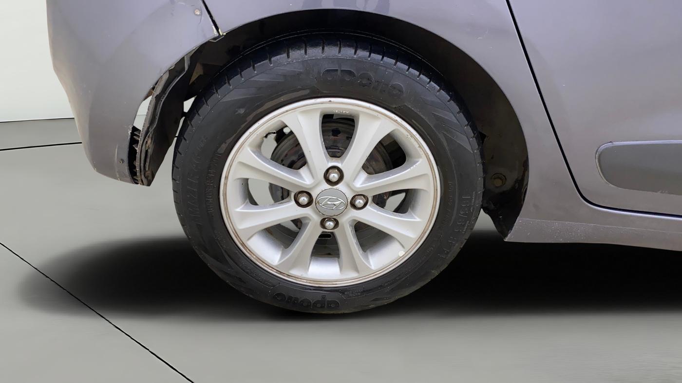 2014 Hyundai Grand i10 ASTA 1.2 KAPPA VTVT, CNG, Manual, 85,733 km, Right Rear Wheel