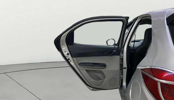 2018 Tata Tiago XM DIESEL, Diesel, Manual, 1,19,988 km, LHS Rear Door
