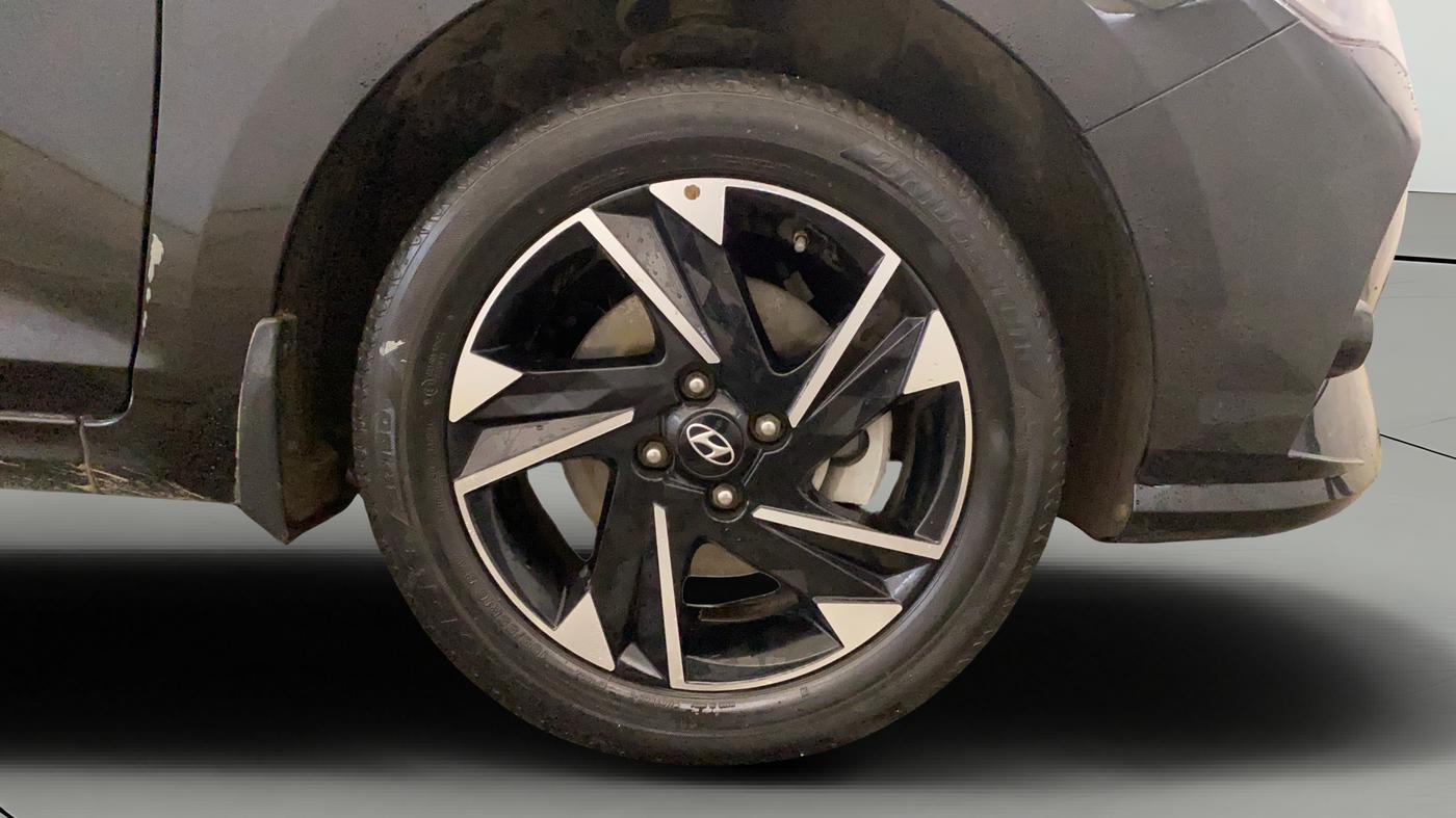 2021 Hyundai Verna SX (O) 1.0 TURBO DCT, Petrol, Automatic, 70,265 km, Right Front Wheel