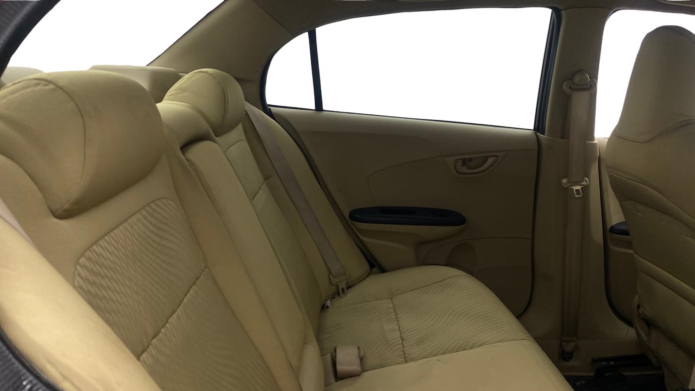 2015 Honda Amaze 1.2L I-VTEC S, Petrol, Manual, 1,08,925 km, Right Side Rear Door Cabin