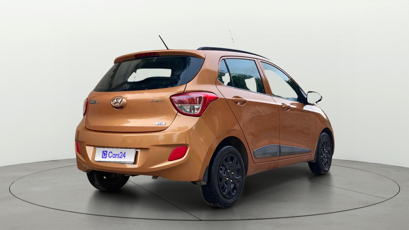 2016 Hyundai Grand i10 SPORTZ 1.2 KAPPA VTVT, Petrol, Manual, 39,920 km, Right Back Diagonal