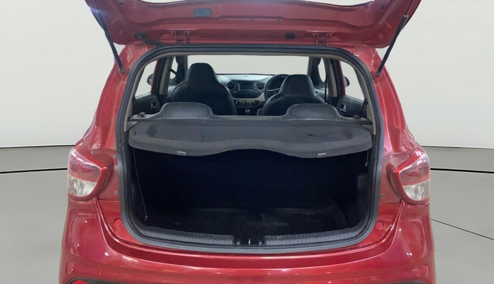 2018 Hyundai Grand i10 SPORTZ 1.2 KAPPA VTVT, Petrol, Manual, 54,885 km, Boot Open Zoomed View