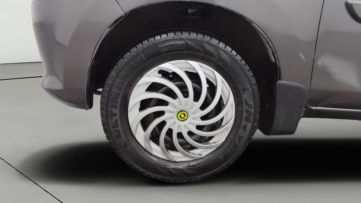 2014 Maruti Alto 800 LXI CNG, CNG, Manual, 1,34,395 km, Left Front Wheel