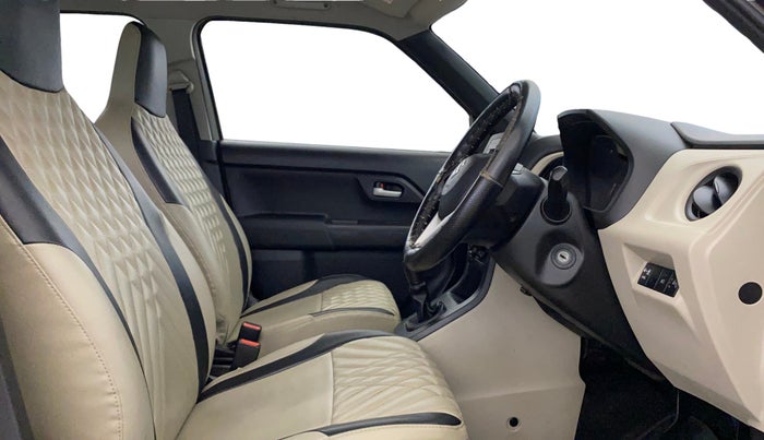 2022 Maruti New Wagon-R VXI CNG 1.0, CNG, Manual, 90,880 km, Right Side Front Door Cabin