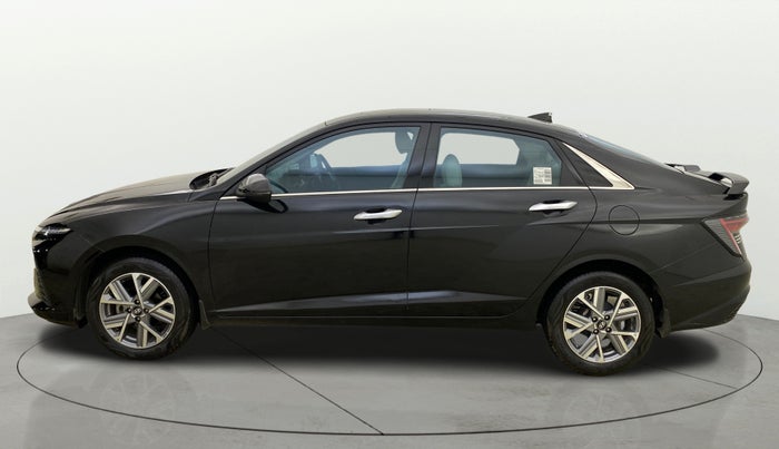 2025 Hyundai Verna SX(O) 1.5 MPI IVT , Petrol, Automatic, 5,455 km, Left Side