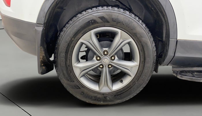 2020 Tata Harrier XZA 2.0L, Diesel, Automatic, 59,796 km, Right Rear Wheel
