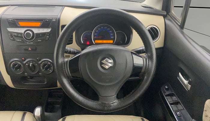 2017 Maruti Wagon R 1.0 VXI (O) AMT, Petrol, Automatic, 49,218 km, Steering Wheel Close Up