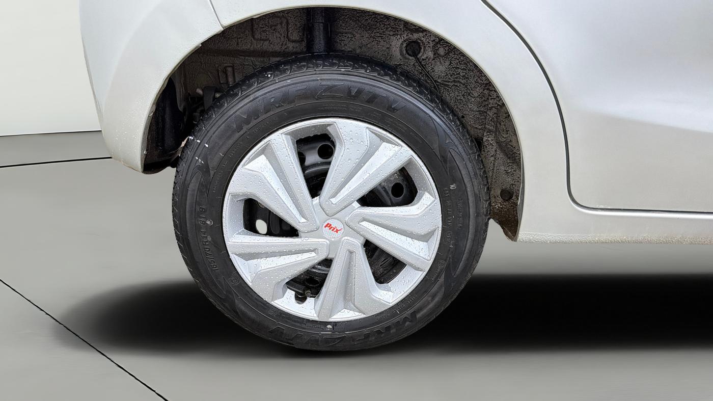 2016 Maruti Celerio ZXI AMT (O), Petrol, Automatic, 75,697 km, Right Rear Wheel