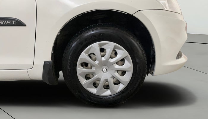 2016 Maruti Swift LXI (O), Petrol, Manual, 41,410 km, Right Front Wheel