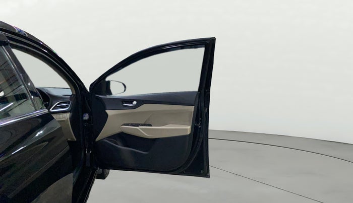 2021 Hyundai Verna SX 1.5 VTVT, Petrol, Manual, 50,942 km, RHS Front Door