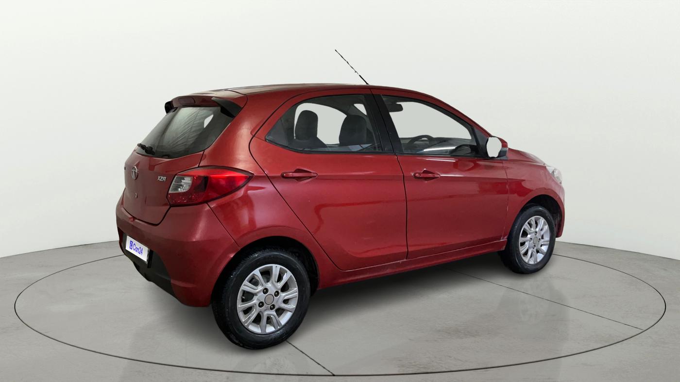 2017 Tata Tiago XZA PETROL, Petrol, Automatic, 85,002 km, Right Back Diagonal