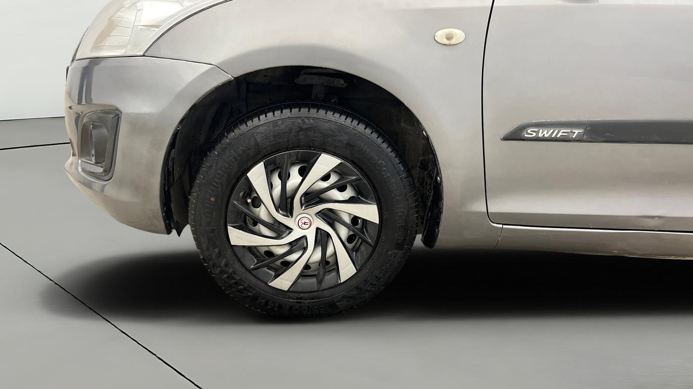 2015 Maruti Swift LXI (O), Petrol, Manual, 65,661 km, Left Front Wheel