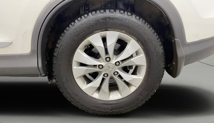 2014 Honda CRV 2.0L I-VTEC 2WD AT, Petrol, Automatic, 1,30,612 km, Left Rear Wheel