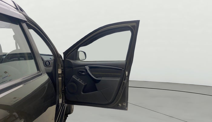 2017 Renault Duster 110 PS RXS SANDSTORM EDITION DIESEL, Diesel, Manual, 55,521 km, RHS Front Door