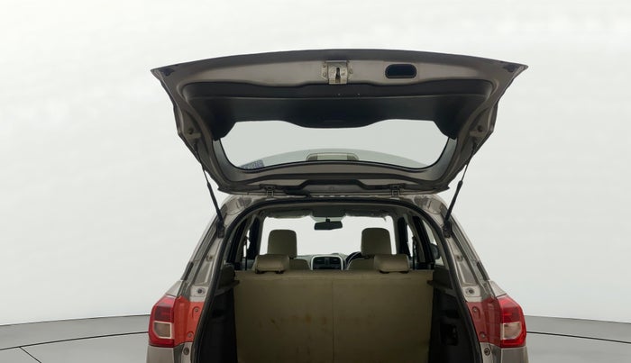 2016 Maruti Vitara Brezza VDI (O), Diesel, Manual, 97,573 km, Boot Door Open