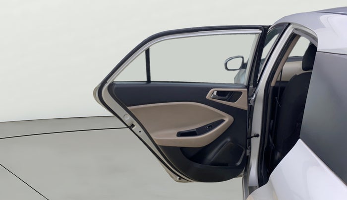 2014 Hyundai Elite i20 ASTA 1.2, CNG, Manual, 1,24,344 km, LHS Rear Door