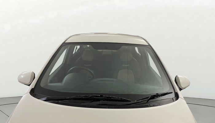 2014 Hyundai Xcent S 1.2, Petrol, Manual, 58,892 km, Front Windshield