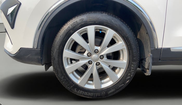 2022 MG ASTOR SUPER 1.5 CVT, Petrol, Automatic, 24,114 km, Left Front Wheel