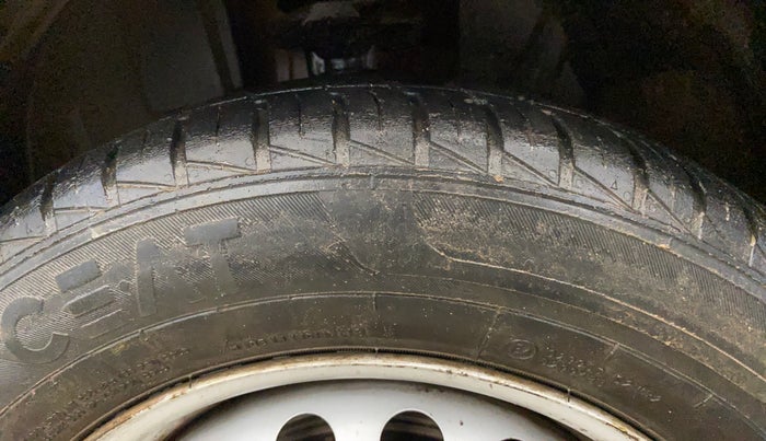 2021 Datsun Redi Go A, Petrol, Manual, 23,634 km, Left Front Tyre Tread