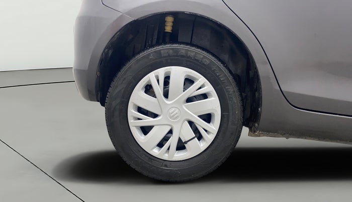 2015 Maruti Swift VXI, Petrol, Manual, 99,745 km, Right Rear Wheel