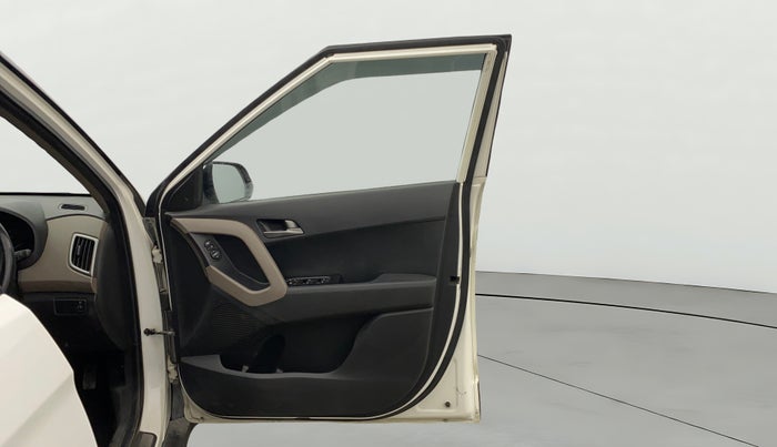 2017 Hyundai Creta SX PLUS 1.6 PETROL, Petrol, Manual, 70,805 km, RHS Front Door