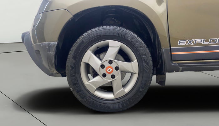 2016 Renault Duster 85 PS RXL DIESEL, Diesel, Manual, 76,902 km, Left Front Wheel