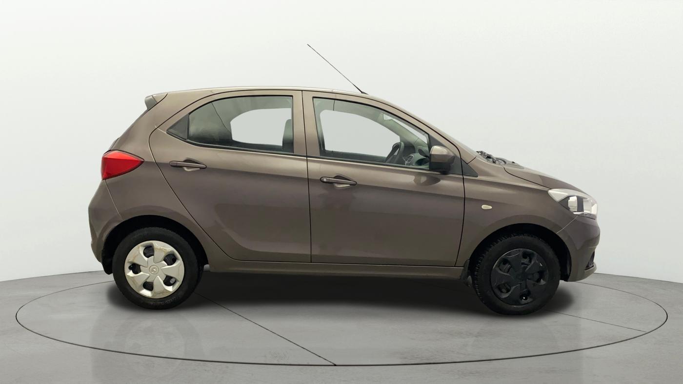 2017 Tata Tiago XT PETROL, Petrol, Manual, 88,234 km, Right Side View