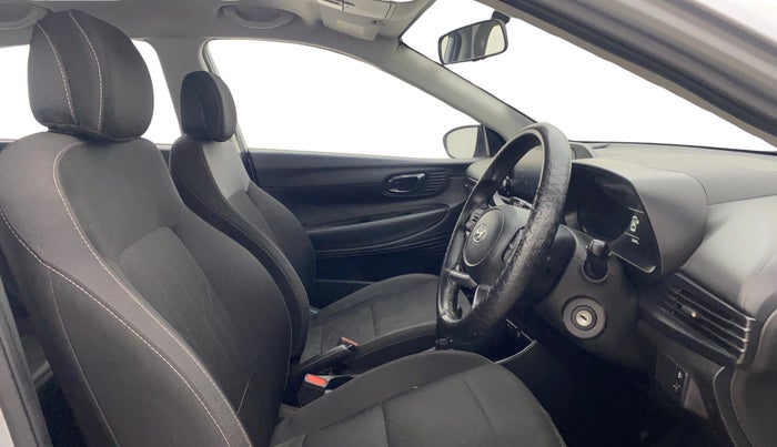2022 Hyundai NEW I20 SPORTZ 1.2 AT, Petrol, Automatic, 25,306 km, Right Side Front Door Cabin
