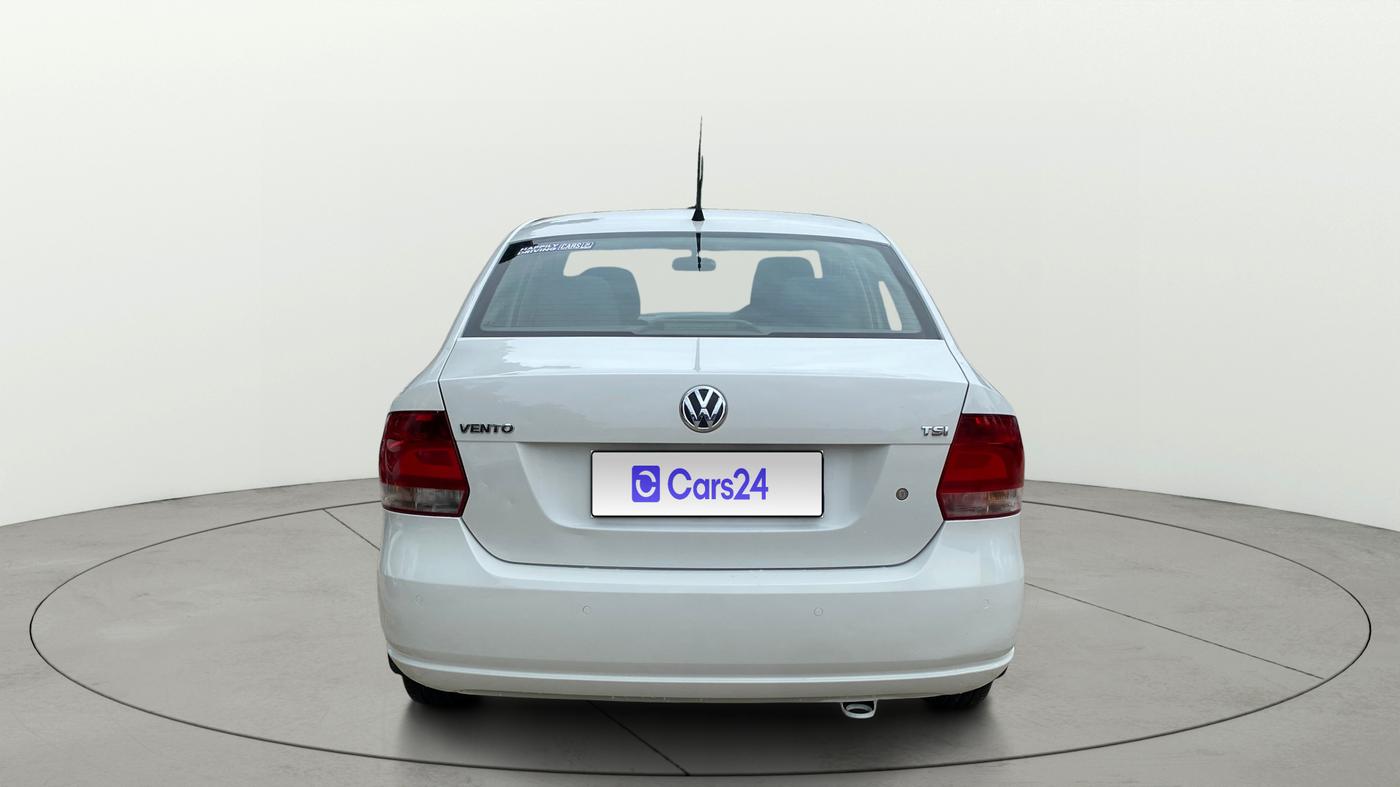 2014 Volkswagen Vento COMFORTLINE TSI AT PETROL, Petrol, Automatic, 36,400 km, Back/Rear