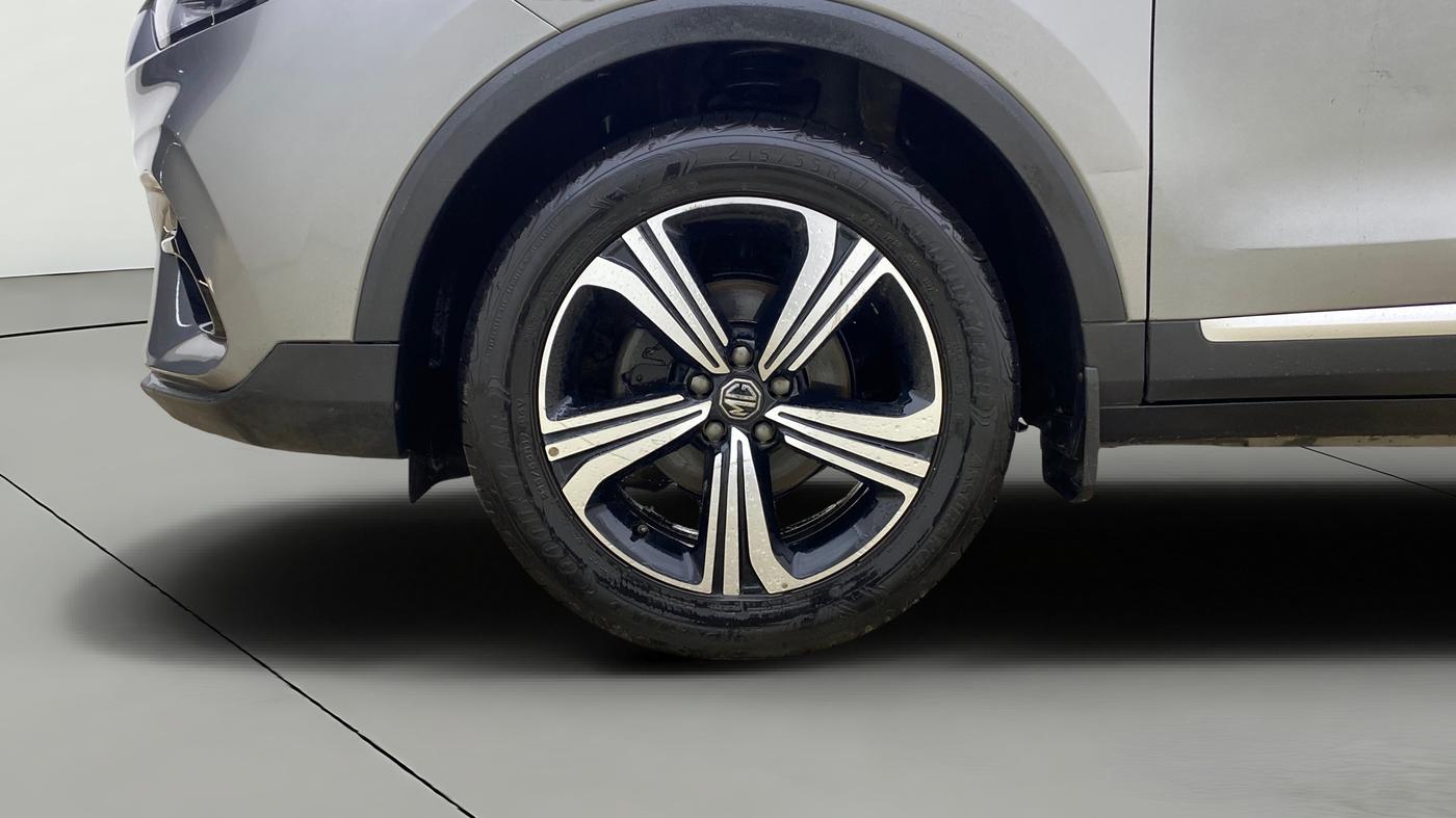 2022 MG ASTOR SHARP 1.5 CVT, Petrol, Automatic, 32,854 km, Left Front Wheel