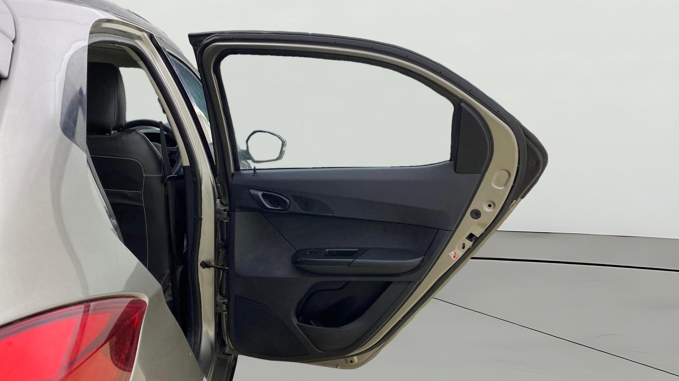 2019 Tata TIAGO NRG PETROL, Petrol, Manual, 63,171 km, RHS Rear Door
