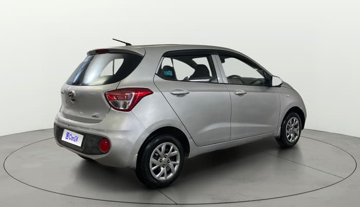 2017 Hyundai Grand i10 MAGNA 1.2 KAPPA VTVT, Petrol, Manual, 37,813 km, Right Back Diagonal